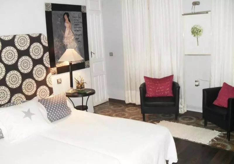 Hostal Alameda Plaza Mayor