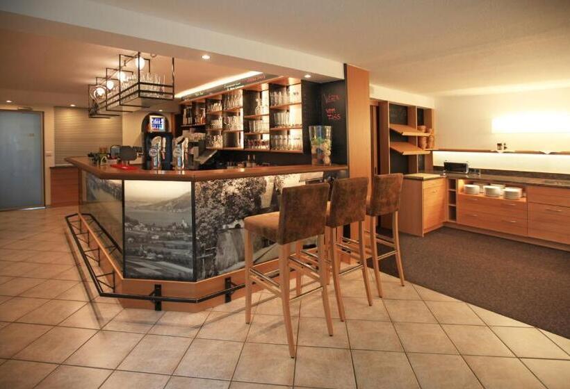 فندق Alpenblick Attersee Seiringer Kg