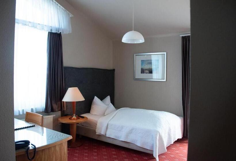 Отель Das Kleine Ritz