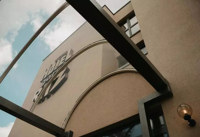 Отель Das Kleine Ritz