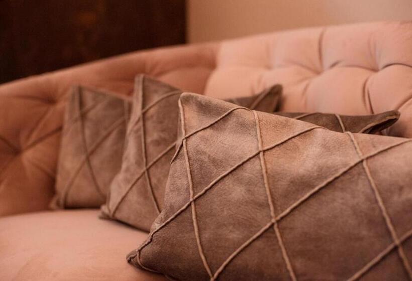 Отель Das Kleine Ritz