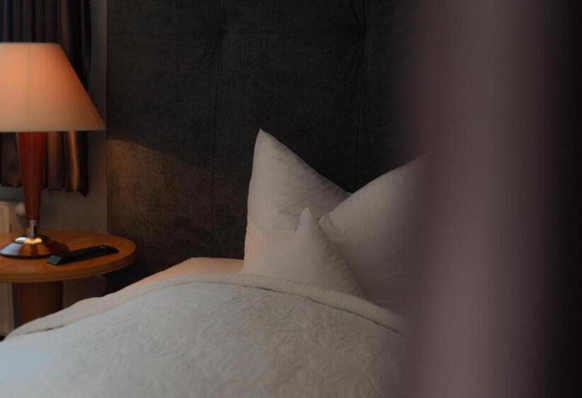 Отель Das Kleine Ritz