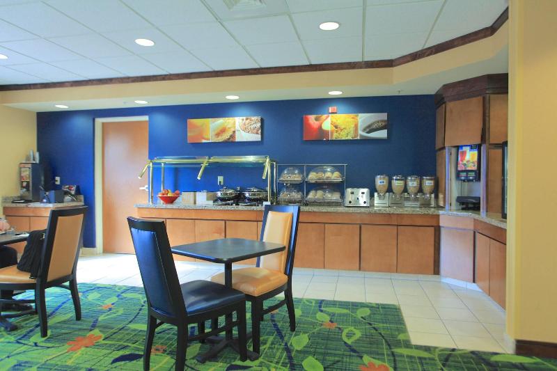فندق Fairfield Inn And Suites Jacksonville Beach