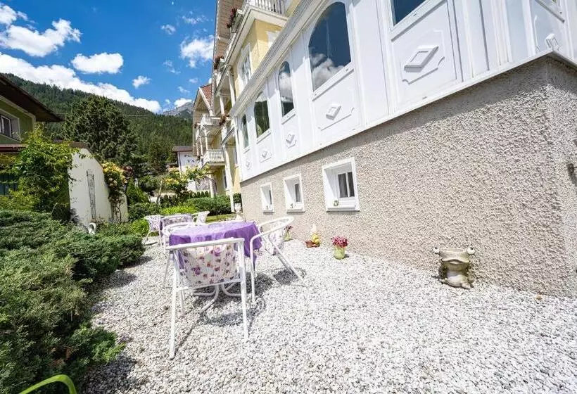 ホテル Garni Hubertus Nostalgie & Charme