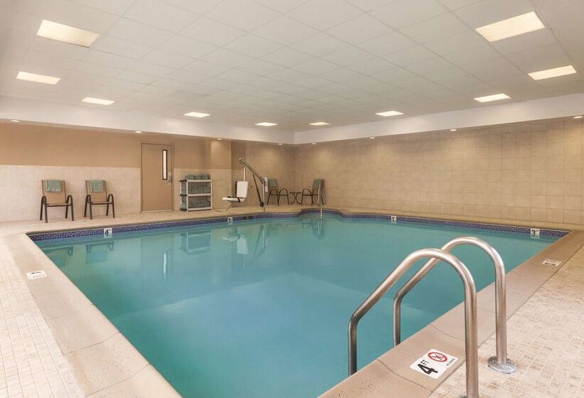 酒店 Hampton Inn & Suites Greenfield