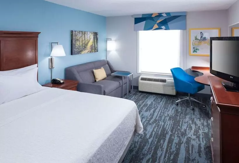 هتل Hampton Inn & Suites Jackson
