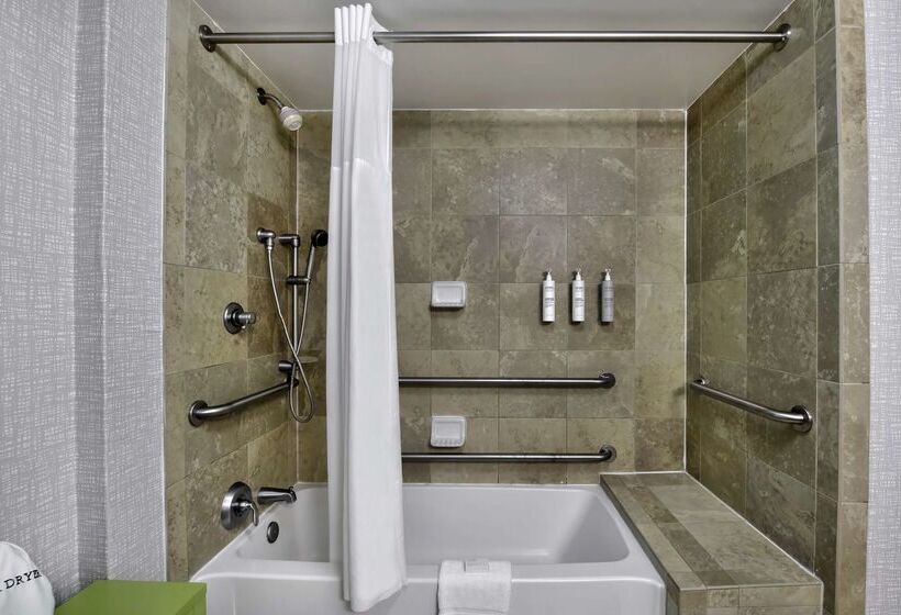 ホテル Hampton Inn & Suites Jackson