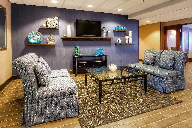 هتل Hampton Inn Great Falls