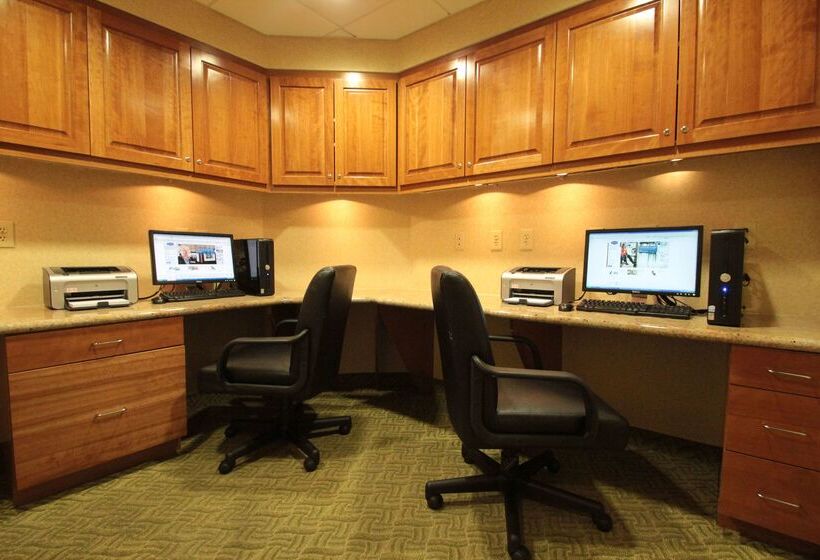 فندق Hampton Inn Hampton Newport News