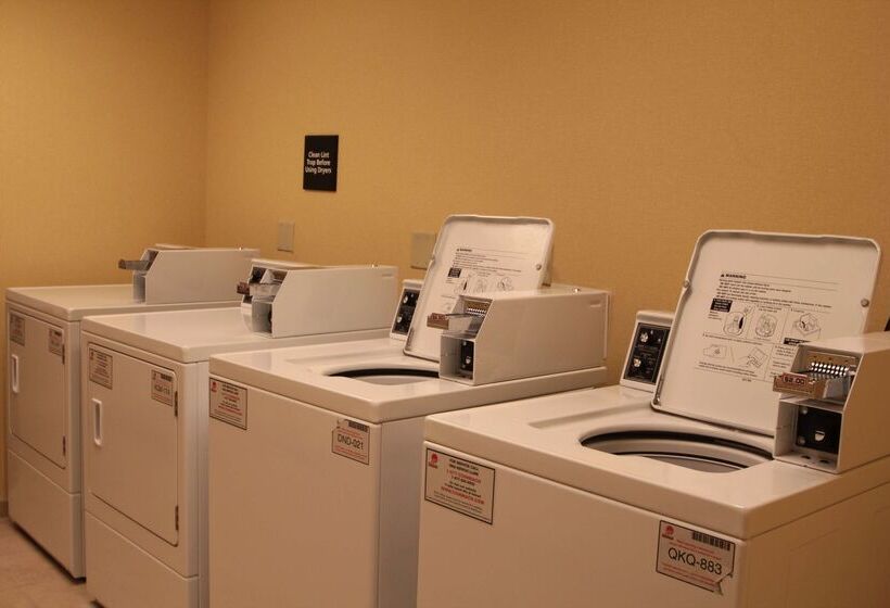 فندق Hampton Inn Hampton Newport News