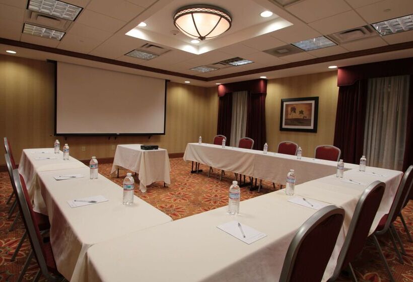 فندق Hampton Inn Hampton Newport News