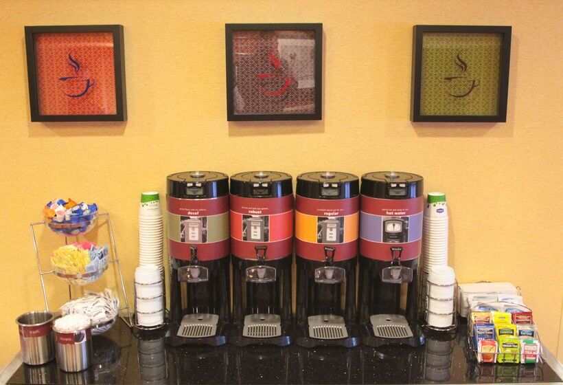 فندق Hampton Inn Hampton Newport News