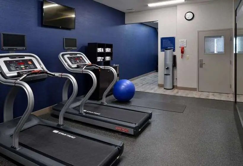 ホテル Hampton Inn Kansas City Northeast
