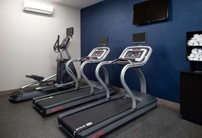 ホテル Hampton Inn Kansas City Northeast