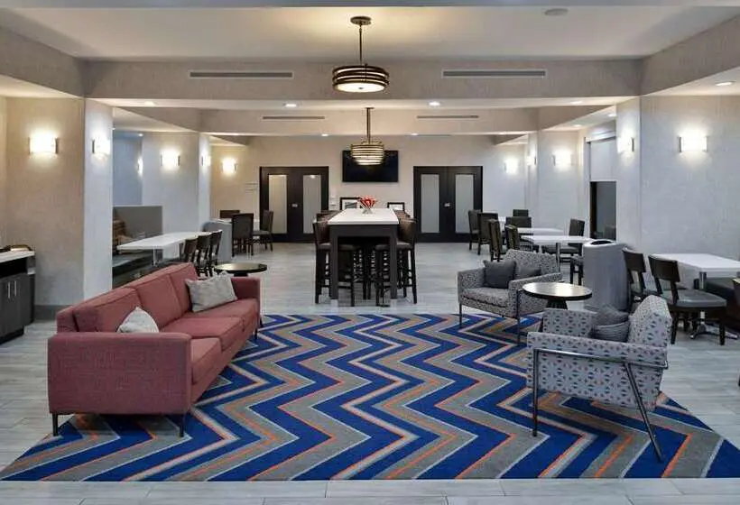 ホテル Hampton Inn Kansas City Northeast