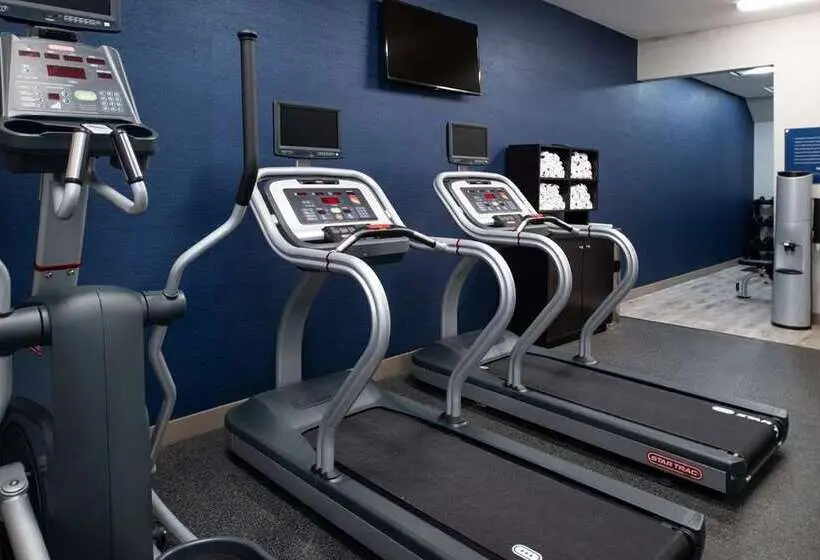 ホテル Hampton Inn Kansas City Northeast