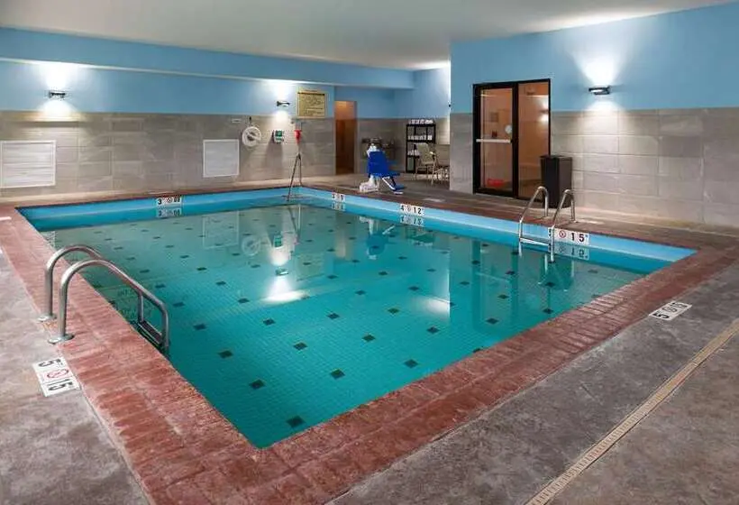 ホテル Hampton Inn Kansas City Northeast