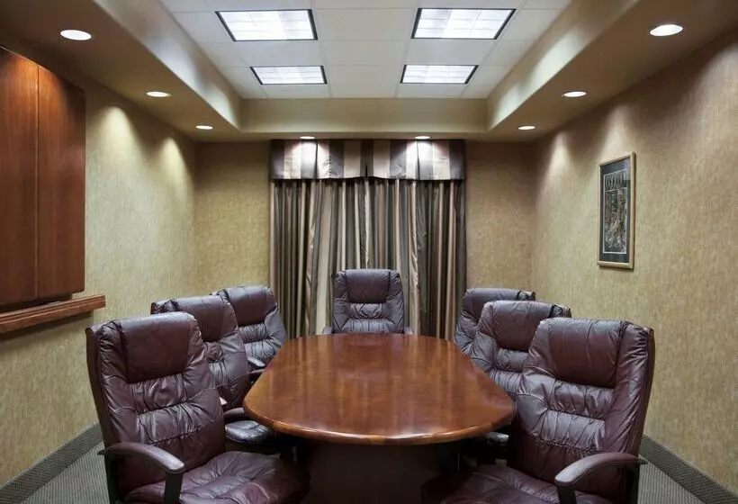 호텔 Hampton Inn & Suites Brownsville