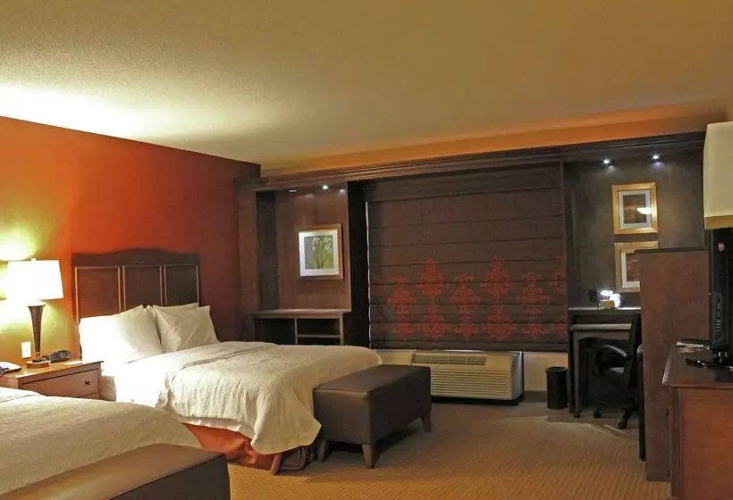 هتل Hampton Inn & Suites St. Louis/south I55