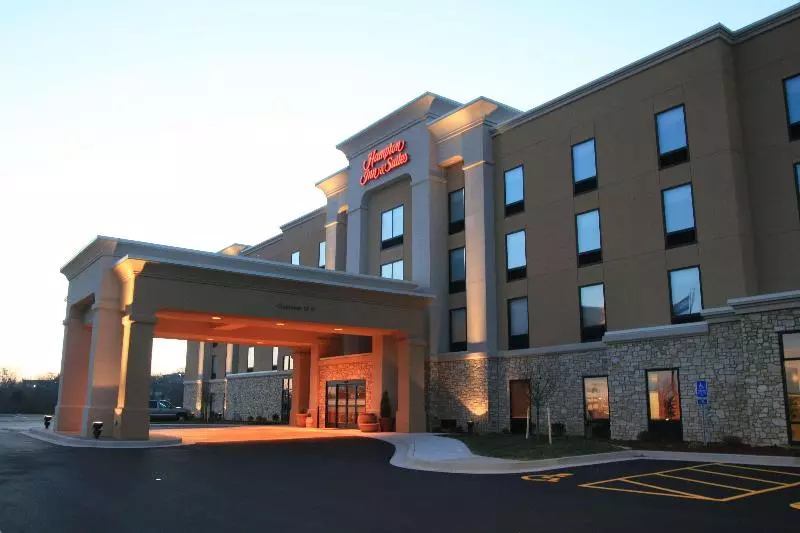 هتل Hampton Inn & Suites St. Louis/south I55