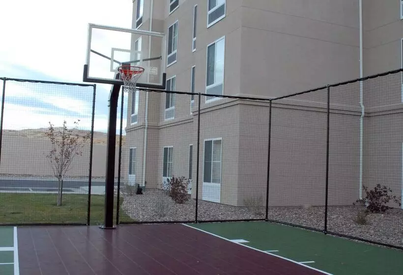 هتل Homewood Suites By Hilton Rock Springs