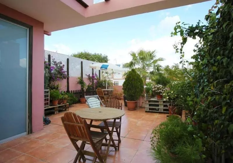 فندق Hospederia V Centenario