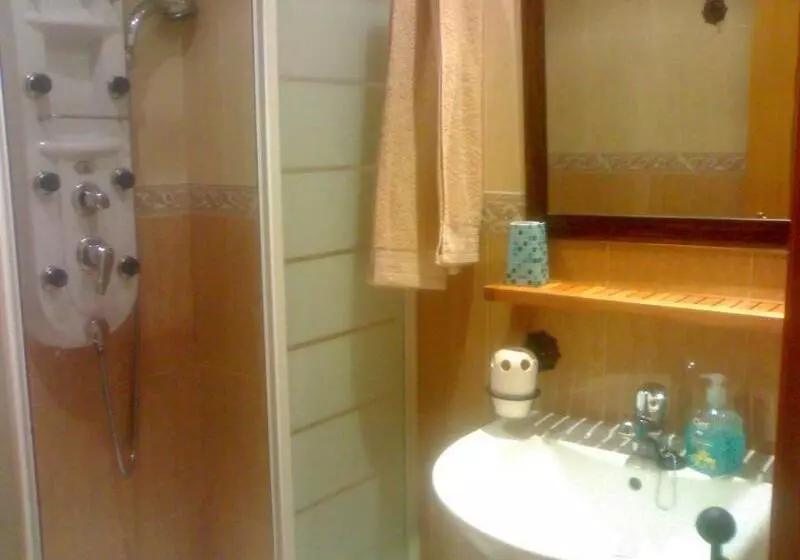 فندق Hospederia V Centenario