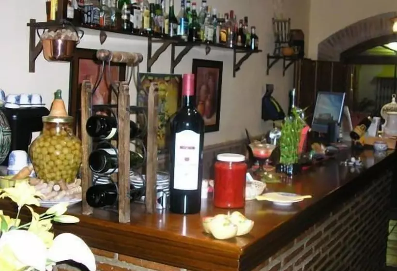 فندق Hospederia V Centenario