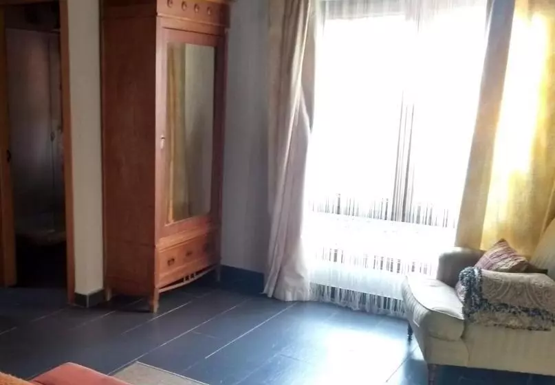 Отель Molino De La Ferrería