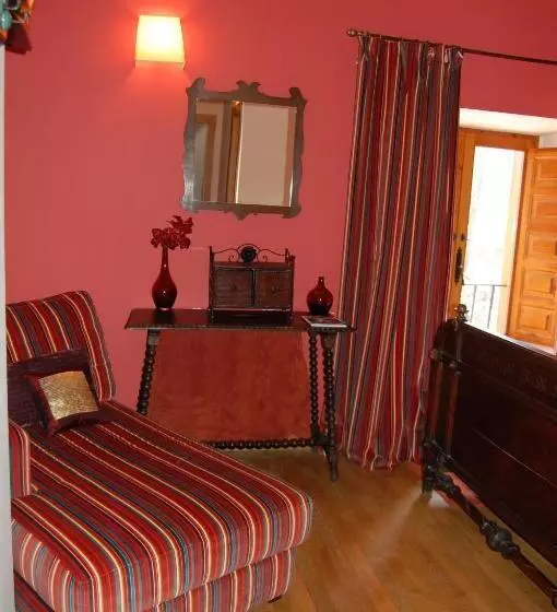 Отель Molino De La Ferrería