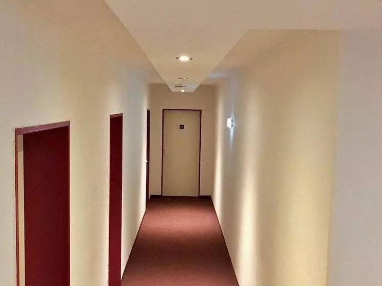 Montana Hotel Köln Bonn Airport