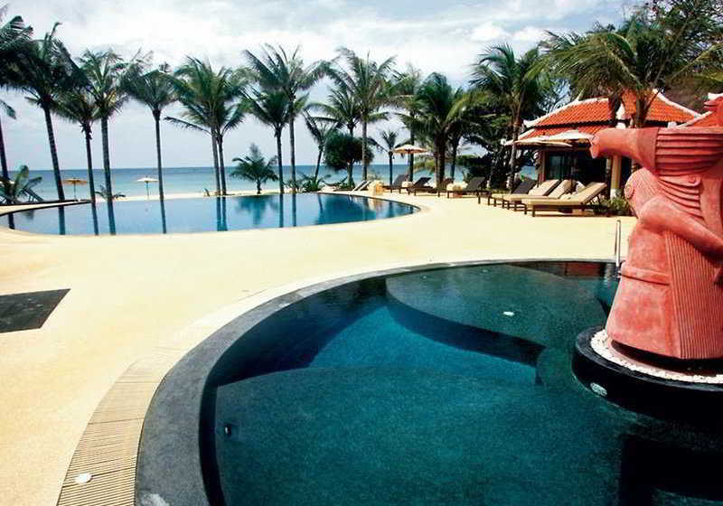 Hotel Akyra Beach Resort Phuket