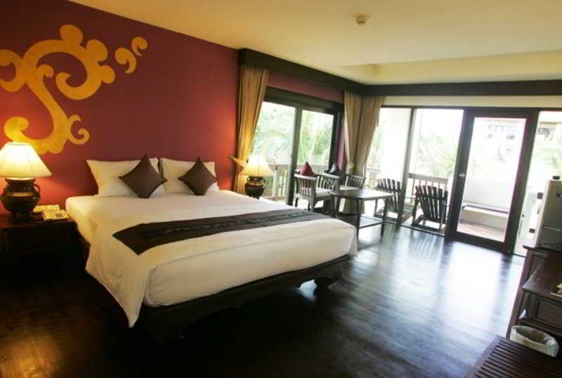 Hotel Akyra Beach Resort Phuket