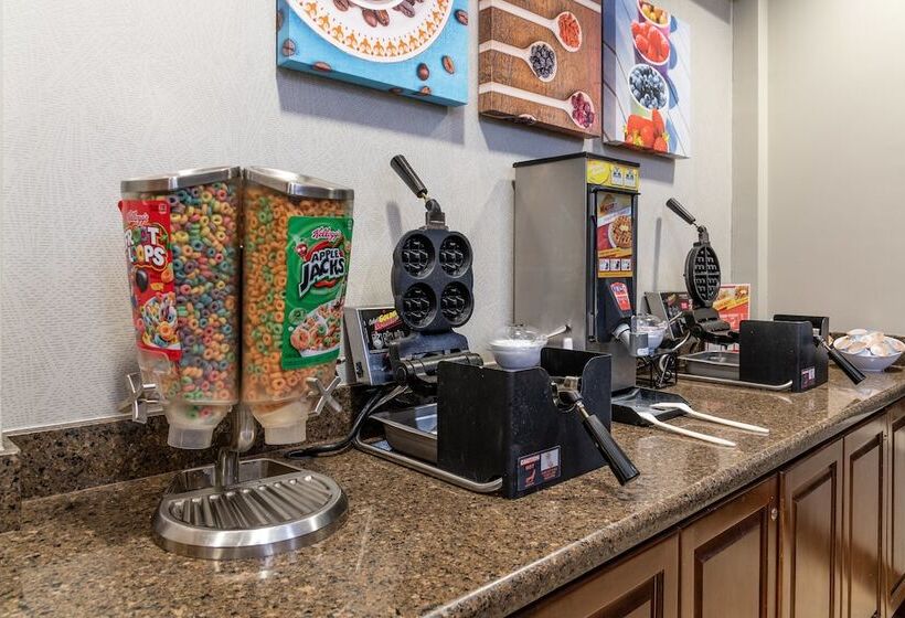 فندق Staybridge Suites North Charleston, An Ihg