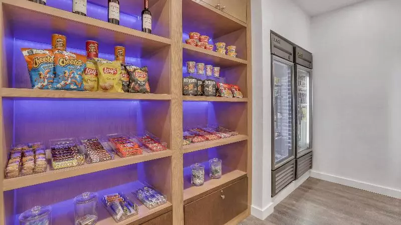 호텔 Staybridge Suites Savannah Historic District, An Ihg