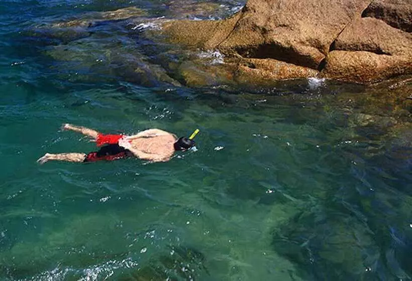 בית מלון כפרי The Kala Samui