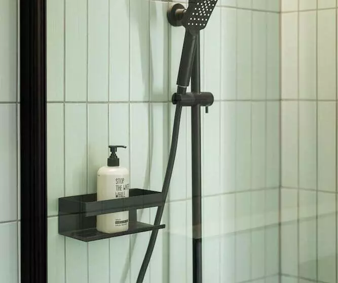 호텔 Urban Jungle Apartments