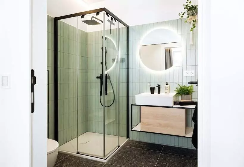 호텔 Urban Jungle Apartments