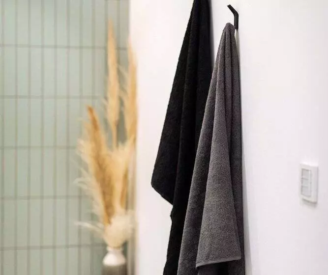 호텔 Urban Jungle Apartments