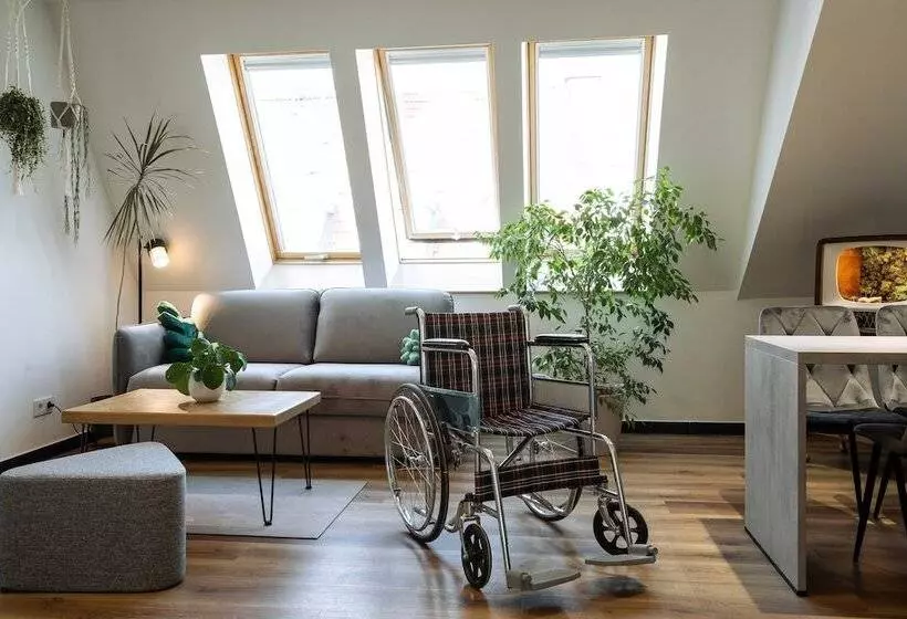 호텔 Urban Jungle Apartments