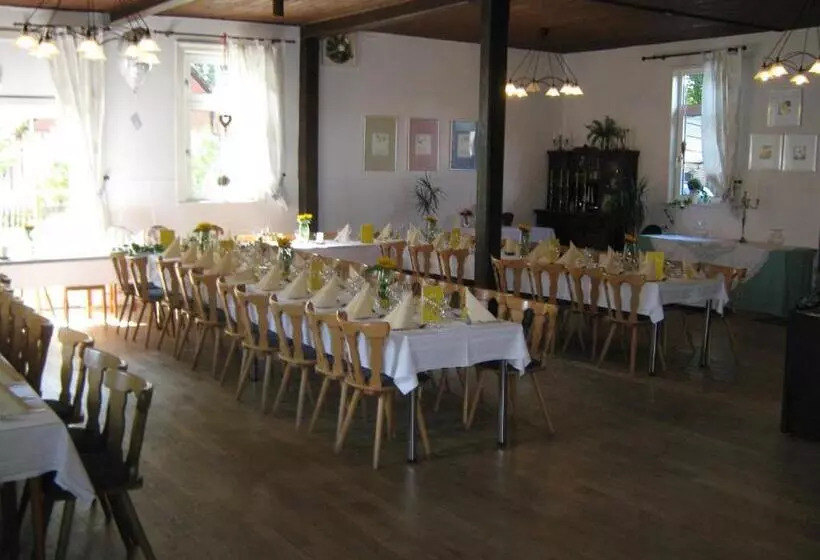 فندق Wegeners Landhaus Ug