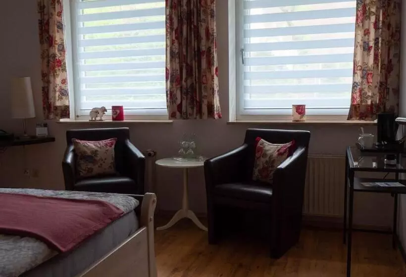 فندق Wegeners Landhaus Ug