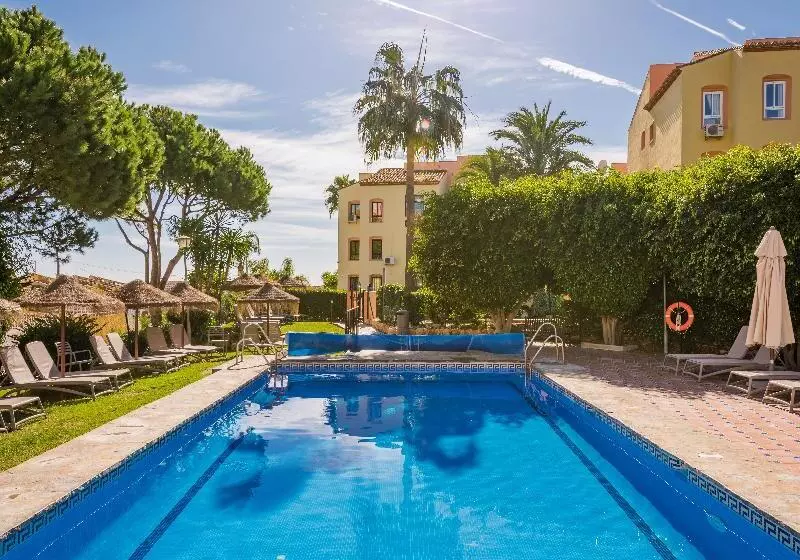 אתר נופש Macdonald Dona Lola Club