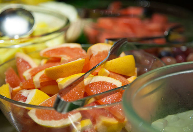 فندق Okinawa Kariyushi Lch. Premium