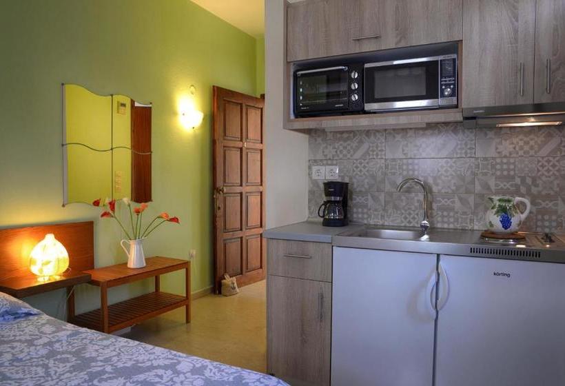 Captain's Apts Barbati