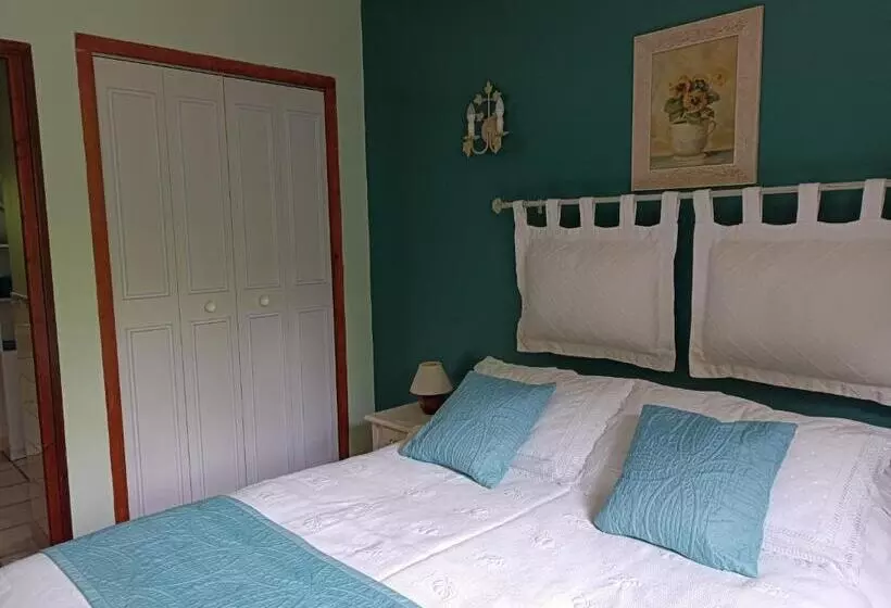 Bed and Breakfast Les Eaux Tranquilles