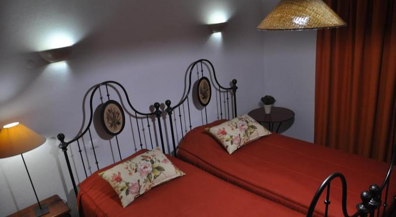 Casas Do Campo do Pomar