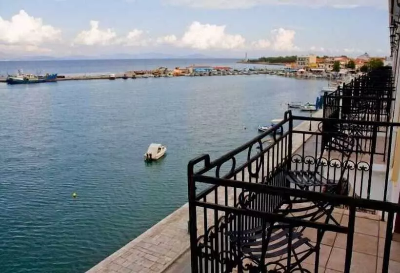 בית מלון כפרי Aktaion City