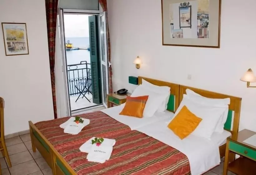 בית מלון כפרי Aktaion City