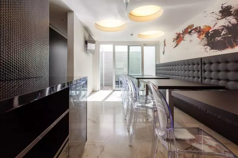 هتل Faro Boutique